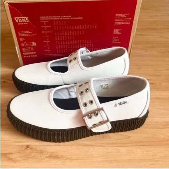 Vans Mary Jane Creeper Shoe Women
10.0 US - Picture 7 of 12